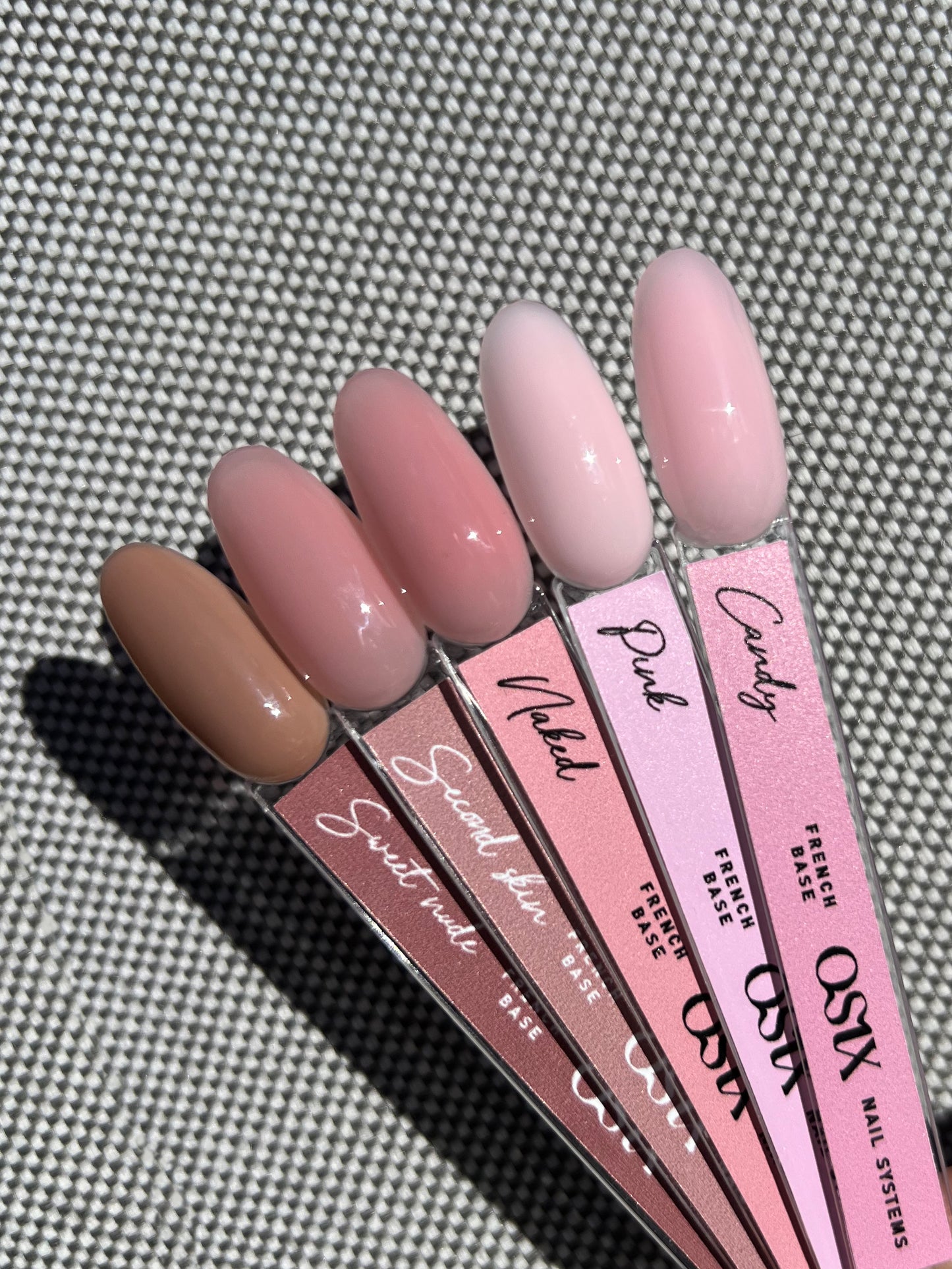 Pink Base - Maskuojanti bazė 10ml